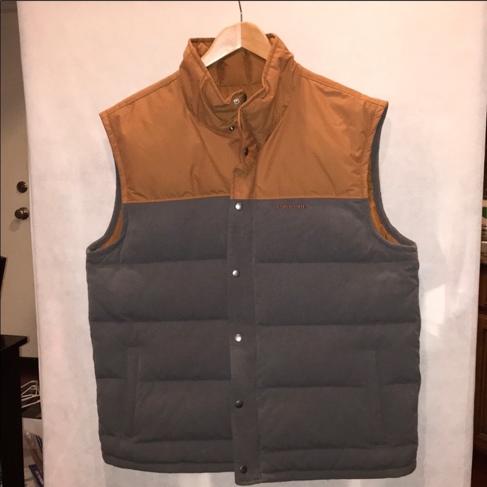 Men’s Patagonia insulated vest Size XL NWOT
